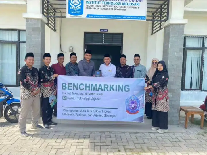 Institut Teknologi Mojosari Terima Kunjungan Benchmarking ITAMA Lirboyo